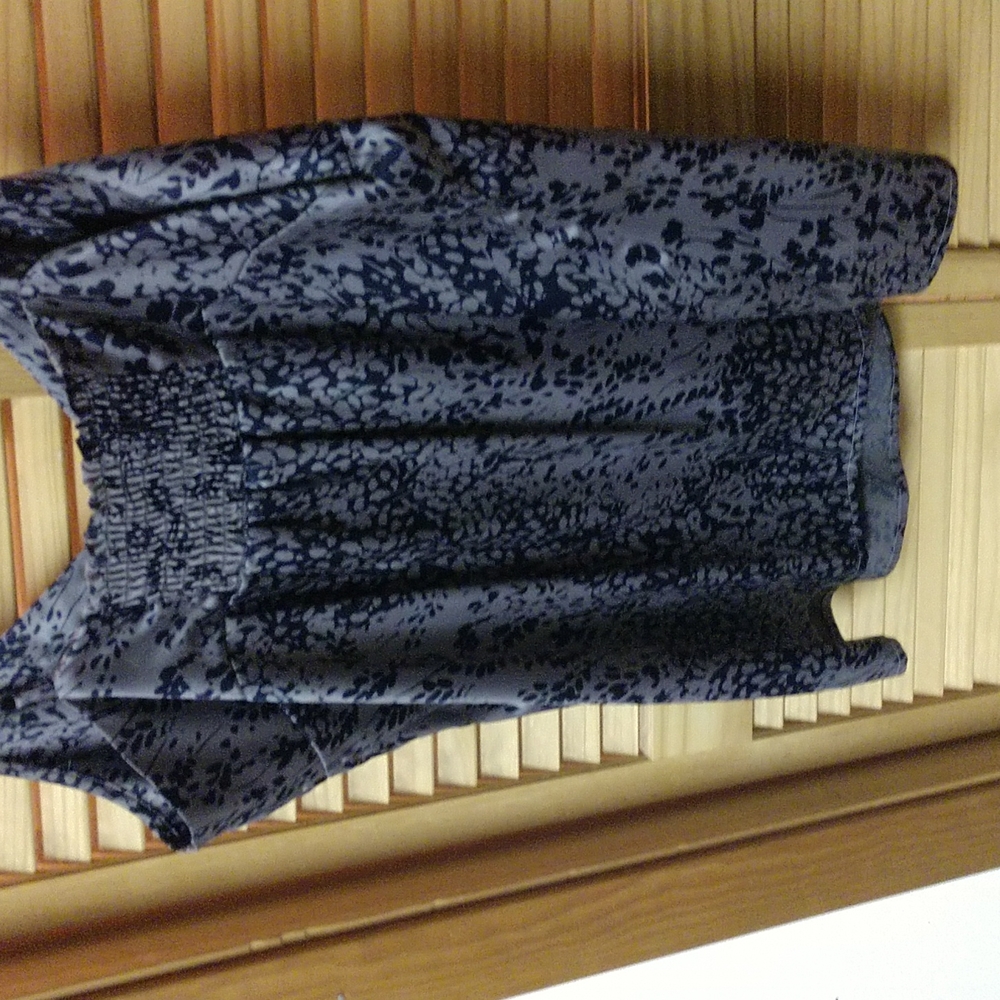 Daisy Fuentes Brand Women's V-Neck Purple & Black Silky Tank-Size Med.-NWOT - Picture 5 of 9